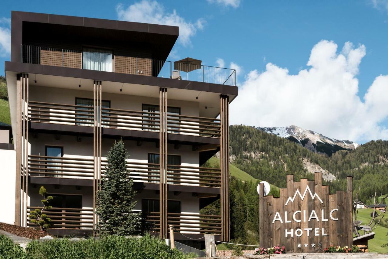 Hotel Alcialc Ла-Валле Экстерьер фото